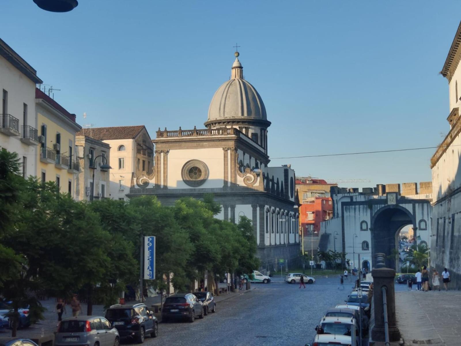 I Colori Del Golfo Napoli Historical City Centre Bagian luar foto